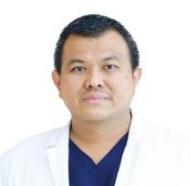 น.อ.นพ.เถลิงเกียรติ แจ่มอุลิตรัตน์ แพทย์รังสีร่วมรักษา Interventional Radiology KIN สุขุมวิท 107 แบริ่ง