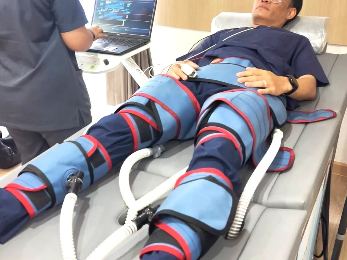 ผู้เข้ารับบริการทำ EECP ที่ KIN สุขุมวิท 107 ศูนย์ฟื้นฟูคิน KIN