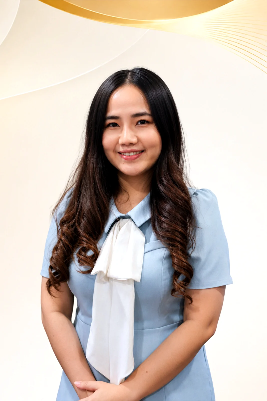 พว.กรกมล ซ้ายขวา พยาบาลวิชาชีพดูแลการบริหารยาและเฝ้าระวังอาการผู้เข้ารับบริการ registered nurse medication and monitoring ศูนย์ฟื้นฟูคิน KIN