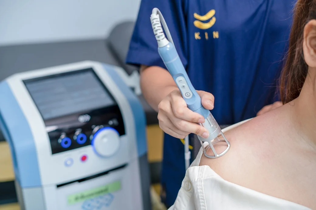 Laser Ultrasound กายภาพบำบัด ฟื้นฟูปวดเรื้อรัง ข้อต่อ KIN Rehabilitation