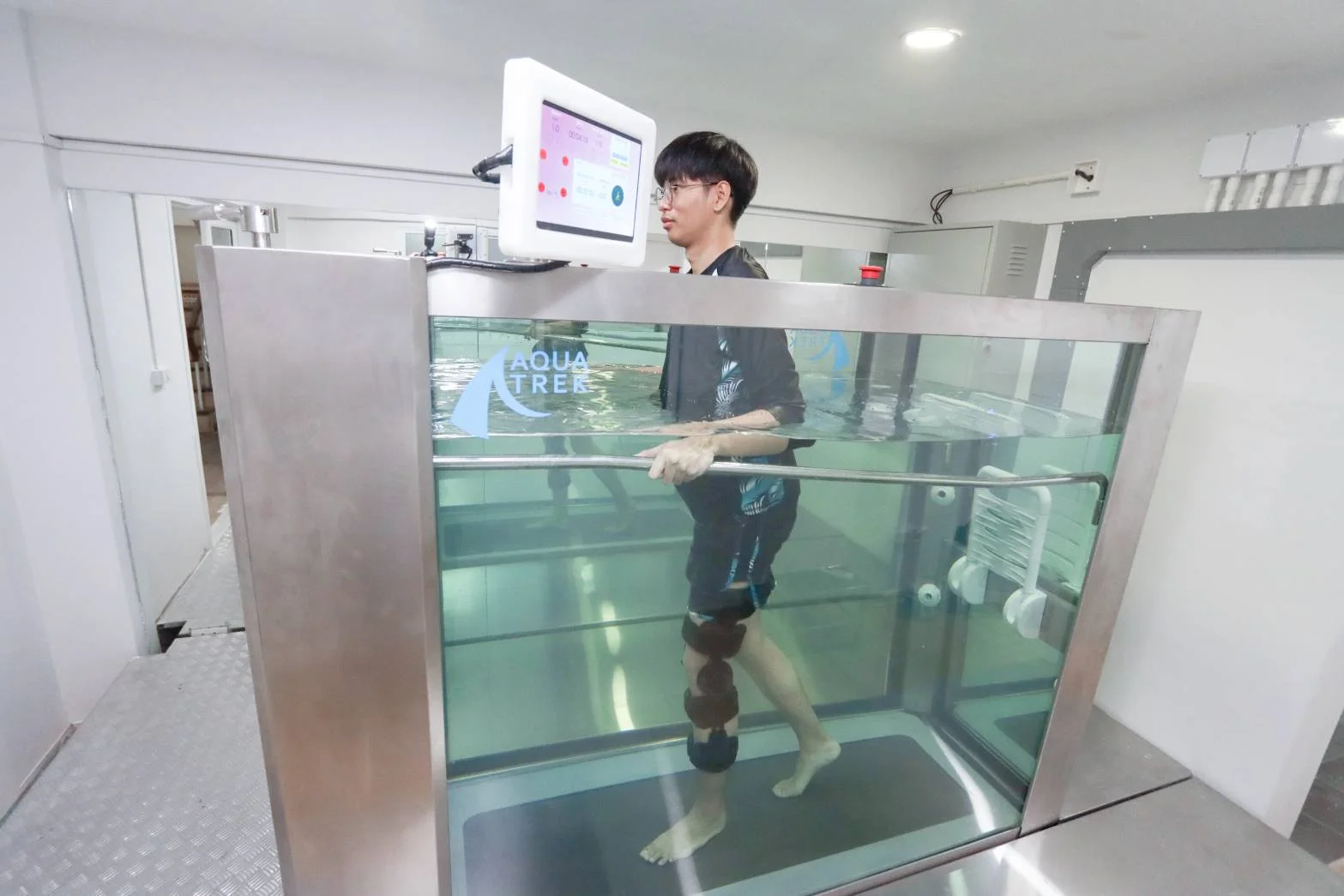 ลู่วิ่งใต้น้ำ Aquatic Treadmill KIN ลาดพร้าว 71
